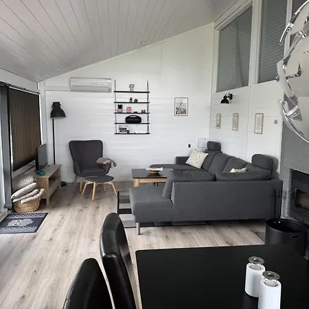 Lojt Village Lovely With Access To Pool, Aabenraa