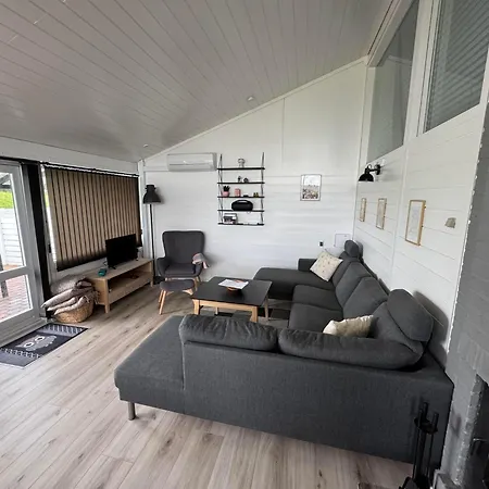 Holiday home Lojt Village Lovely With Access To Pool,